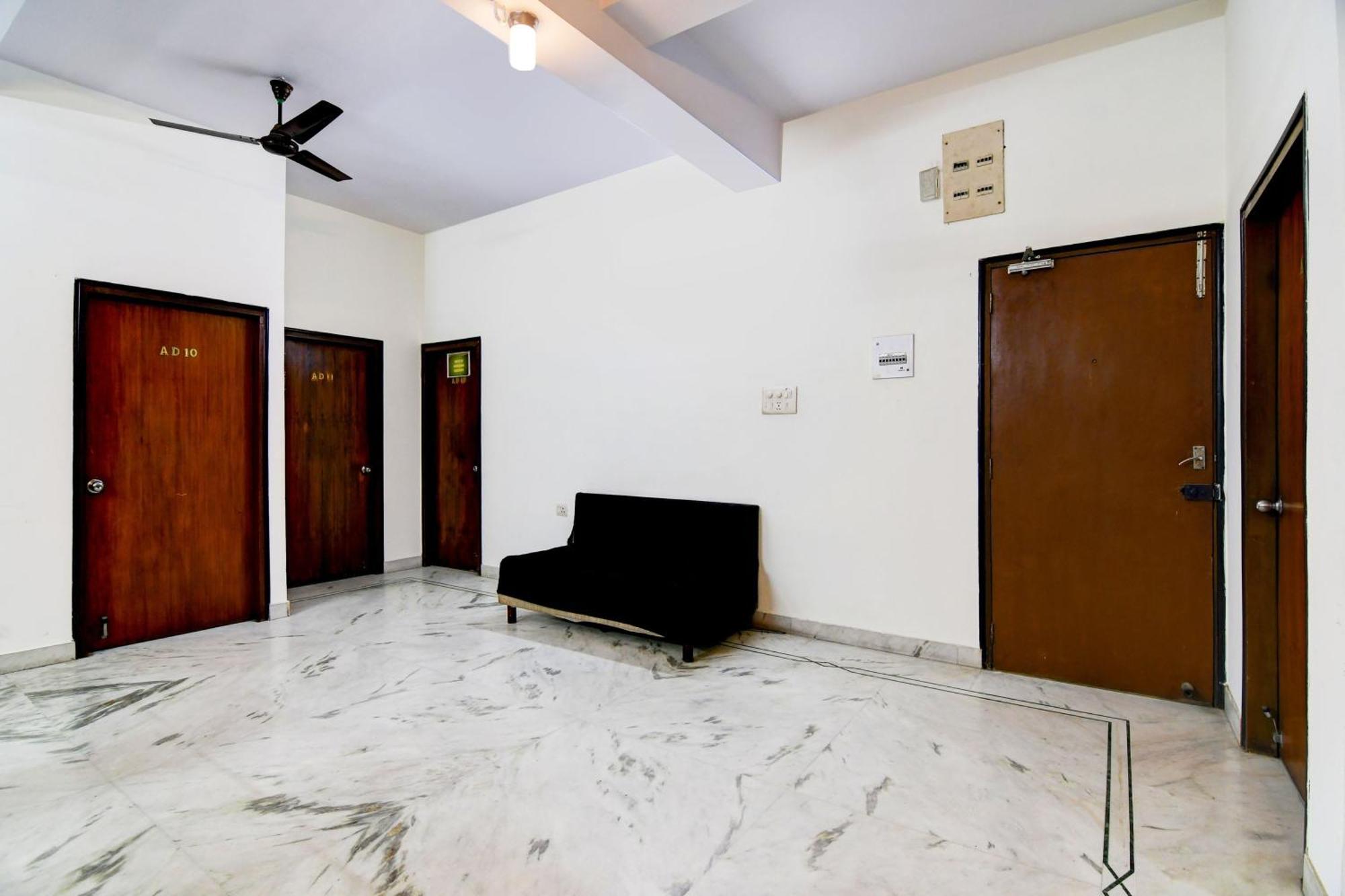 Hotel O Next Generation Guest House Liluāh Esterno foto