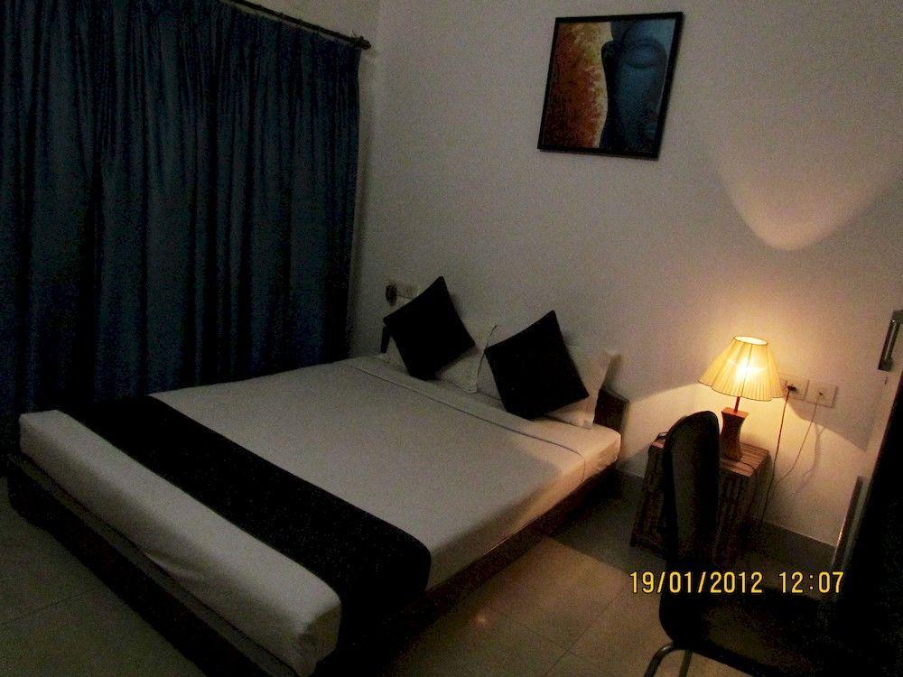 Hotel O Next Generation Guest House Liluāh Esterno foto